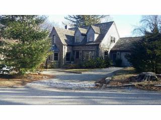 40 Valentine Cir, Warwick, RI 02886-9114