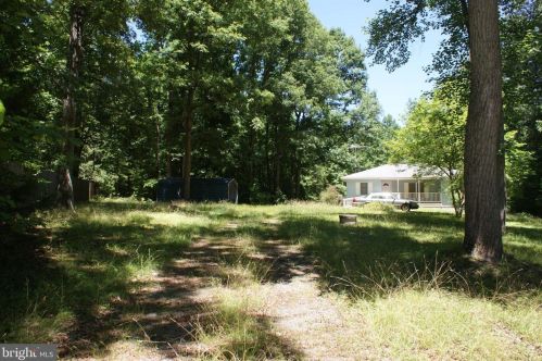 10441 Woodward Dr, Spotsylvania, VA 22553-3784