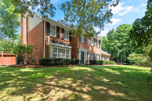 3763 Providence Corners Dr, Marietta, GA 30062-6221