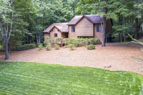 3899 River Walk Dr, Duluth, GA 30096-6103