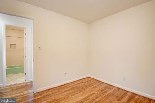 1606 Northcrest Dr, Silver Spring MD 20904-1456 exterior