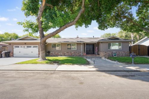 2708 Harvest Rd, Modesto, CA 95355-3431