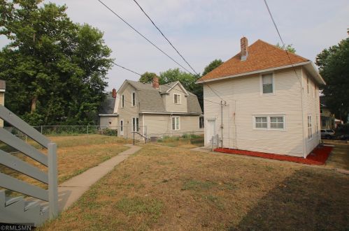 666 Fuller Ave, Saint Paul MN  55104-4827 exterior