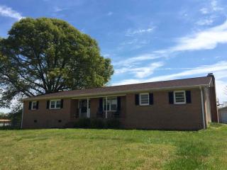 455 Mill Gin Rd, Campobello, SC 29322-9126