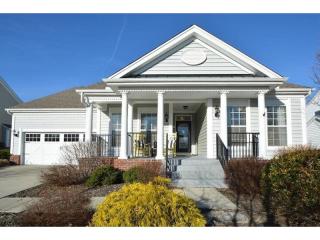 682 Hyacinth Rd, Cincinnati, OH 45245-1756