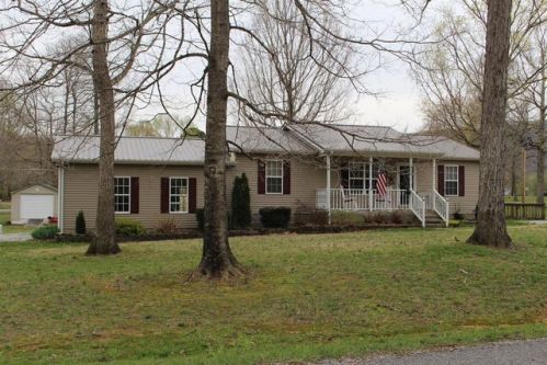 698 Vernon Winton Rd, Hillsboro, TN 37342-3248