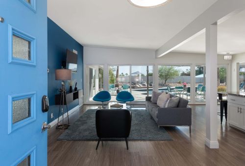 2922 Farrell Dr, Palm Springs, CA 92262-2608