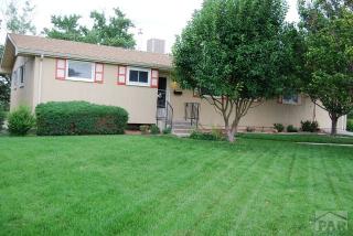 4002 Ridge Dr, Pueblo, CO 81008-1720