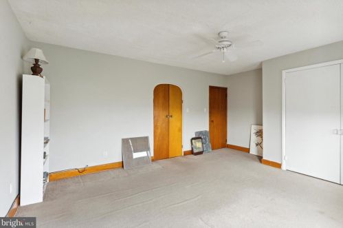 1204 10th St, Philadelphia PA 19147-5040 exterior