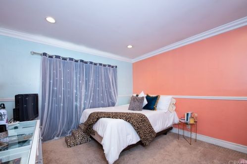 501 West St, Anaheim CA  92801-5951 exterior