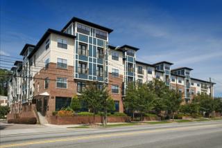 2430 Cheshire Bridge Rd, Atlanta GA  30324-3785 exterior