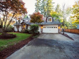 8080 Peters Rd, Portland, OR 97224-7621