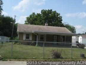 1511 Garden Hills Dr, Champaign, IL 61821-1923