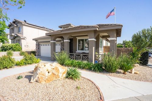 13143 River Oaks Dr, Rancho Cucamonga, CA 91739-9019