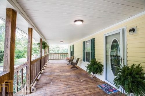 145 Red Land Rd, Franklin, GA 30217-5446