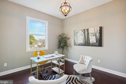 6615 Gude Ave, Silver Spring MD 20912-4827 exterior