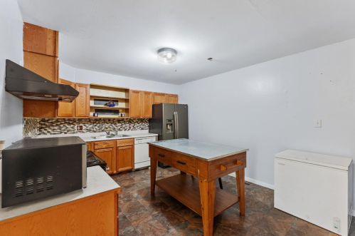 8610 Grant St, Gary IN 46410-6197 exterior