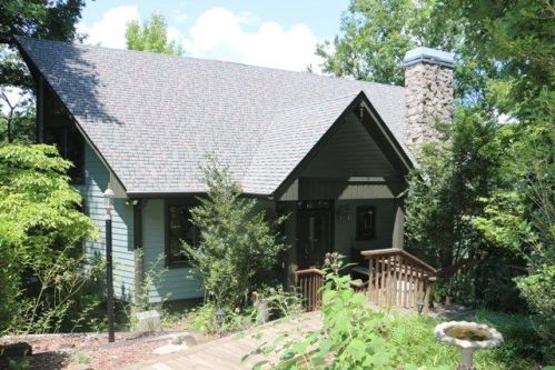 209 Craggmore Dr, Salem, SC 29676-4626