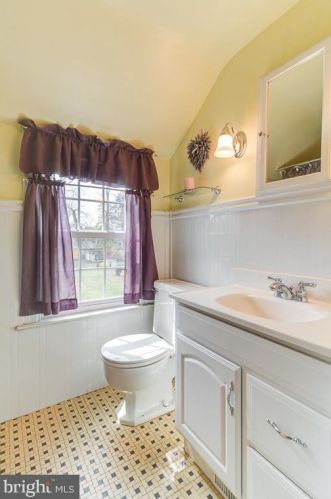 212 Pingree Ave, Trenton NJ 08618-2443 exterior