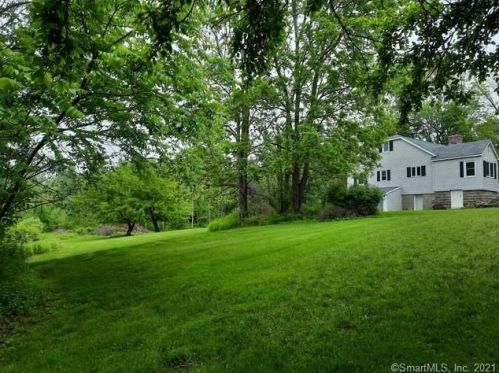 362 Westside Rd, Torrington, CT 06790-4332