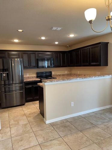 1428 Montoya Ln, Fort Worth TX  76119-2664 exterior