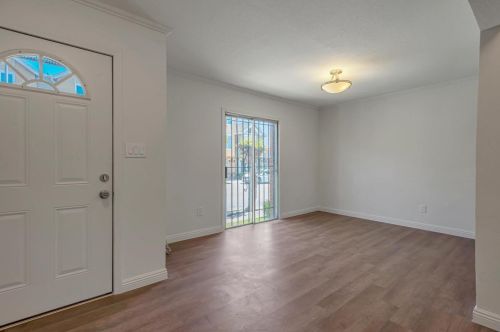 44 Garrison Ave, San Francisco, CA 94134-3244