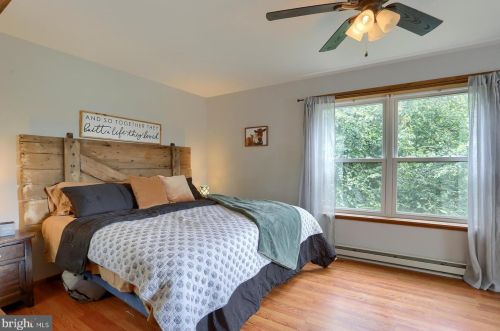 175 Church Rd, Carlisle PA  17015-9360 exterior