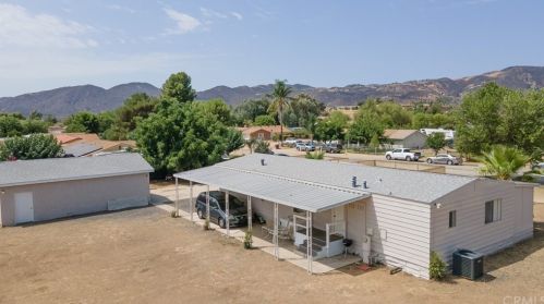 34890 Cameron Ln, Wildomar, CA 92595-9722