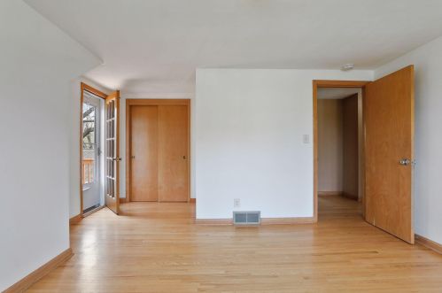 1372 Hazel St, Saint Paul MN  55119-4507 exterior