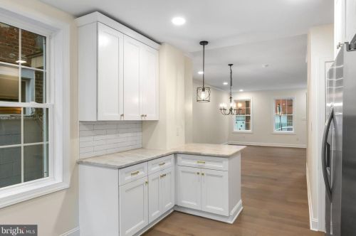 1408 16th St, Philadelphia PA  19146-4710 exterior