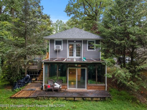 206 Red Hl Rd, Middletown NJ 07748-2408 exterior