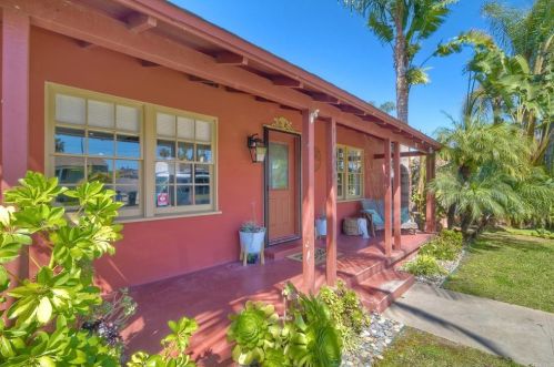1625 Alvarado St, Oceanside, CA 92054-5903