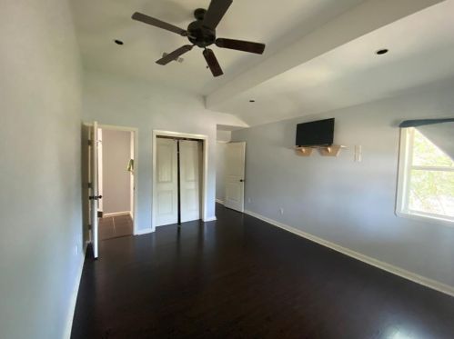 5136 Locke Ave, Fort Worth TX  76107-5516 exterior