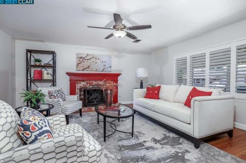 3719 Parkmall Ct, Concord CA  94519-1421 exterior