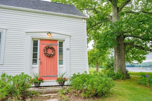 42 Parker Head Rd, Phippsburg, ME 04562-4576