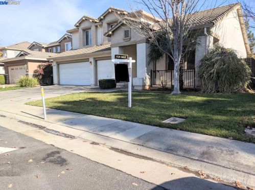 6325 Jefjen Way, Elk Grove, CA 95757-5993
