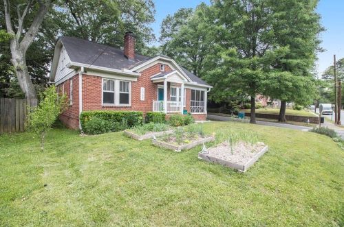 1755 Langston Ave, Atlanta GA  30310-4559 exterior