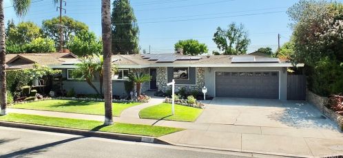 15336 Bixler Ave, Paramount, CA 90723-4422