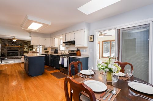 850 Vaughn Ct, Sycamore IL  60178-2000 exterior