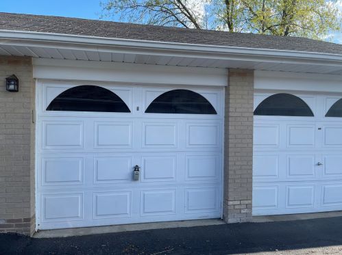 464 President St, Carol Stream IL  60188-3222 exterior