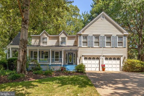 2945 Timber Wood Way, Herndon, VA 20171-2144