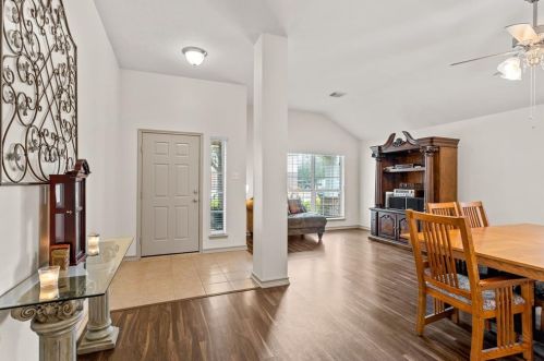 2414 Comal Dr, Deer Park, TX 77536-1770