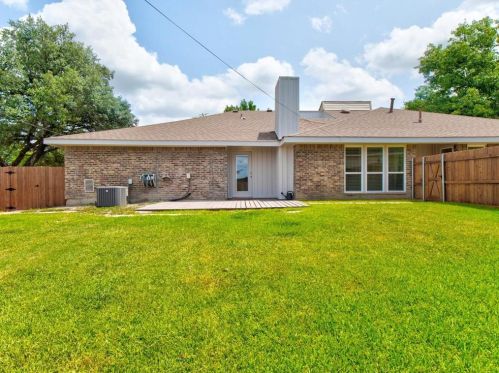 2923 Allister St, Dallas TX  75229-2460 exterior