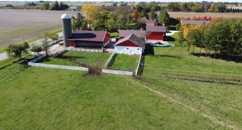 13659 Barber Greene Rd, Sycamore IL  60178-8227 exterior