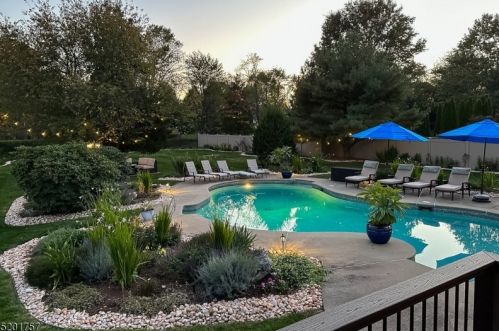 57 Monroe Ave, Montgomery, NJ 08502-4603