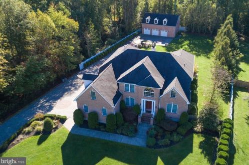 285 Mount Laurel Rd, Mount Laurel NJ  08054-9557 exterior