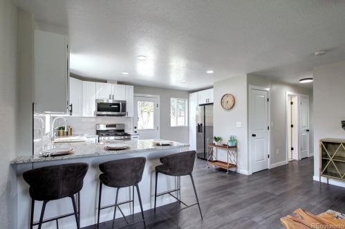 2665 Olive St, Denver CO  80207-2916 exterior