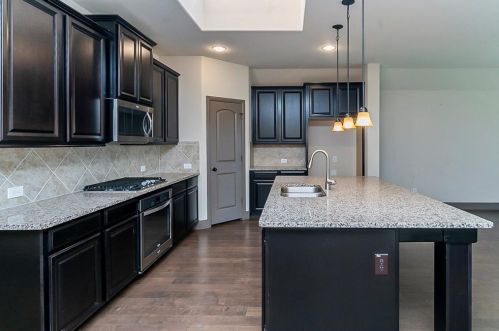 6068 Warmouth Dr, Fort Worth TX  76179-7648 exterior