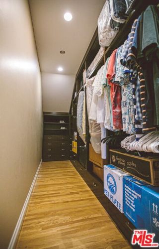 1463 Beaudry Blvd, Glendale CA  91208-1707 exterior