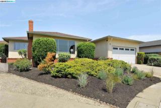 1905 Kitty Hawk Pl, Alameda, CA 94501-6034